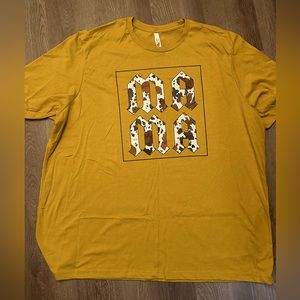 Plus Size Graphic Tshirt MAMA